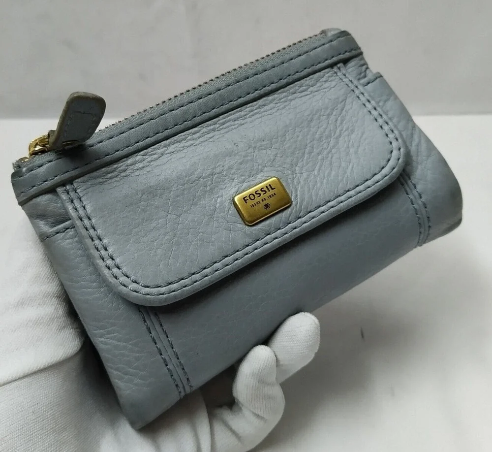 Fossil Blue Leather Zipper Pocket Credit Card Bifold Wallet